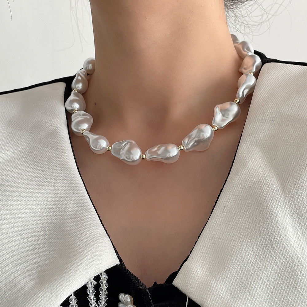 Baroque Pearl Buckle Necklace